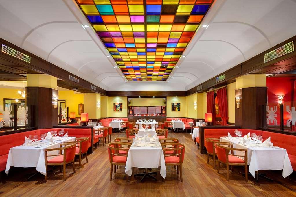 Hotel Hilton Yaoundé Restauracja zdjęcie